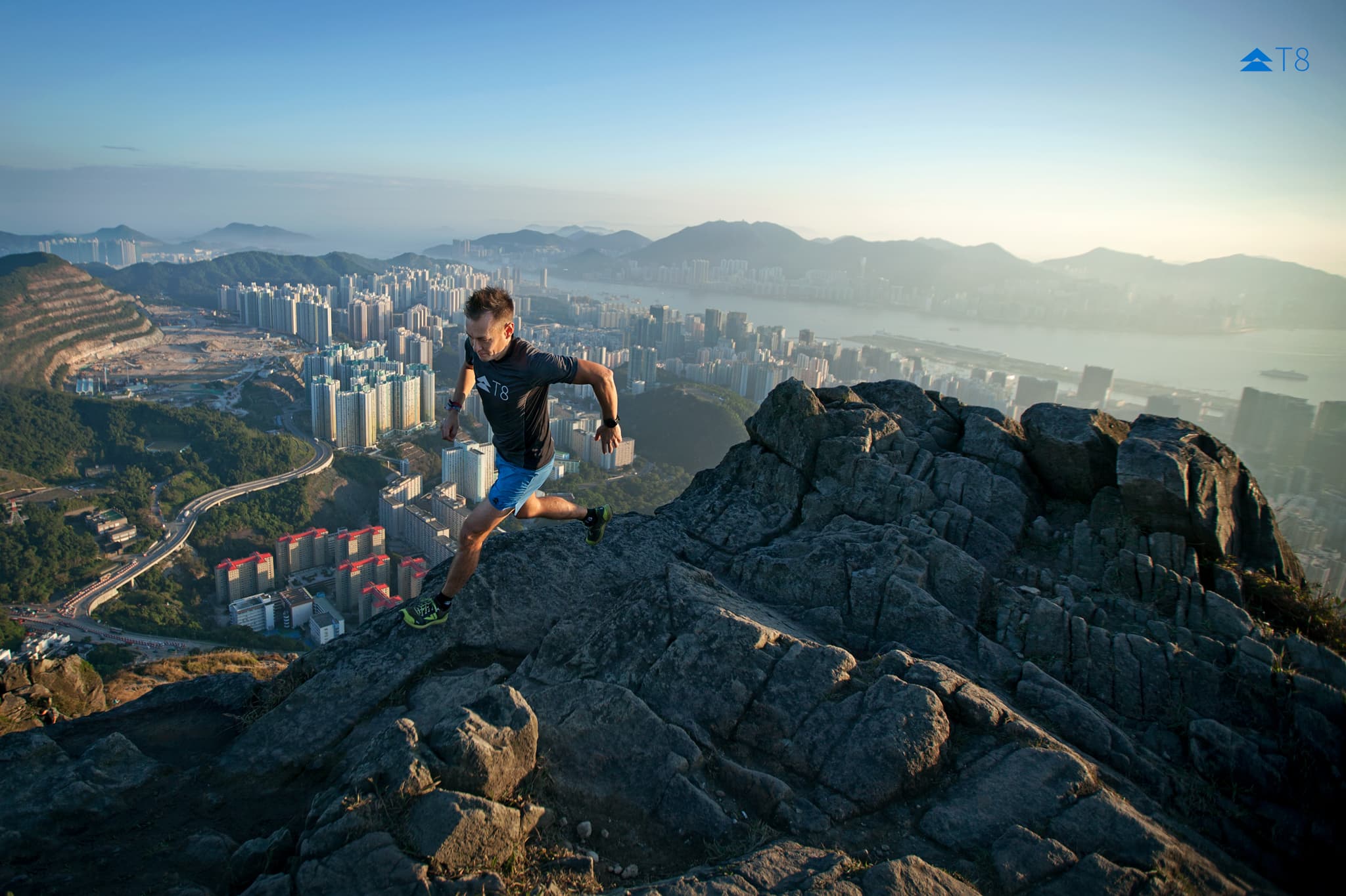 SOCIAL-MEDIA-T8-Suicide-Cliff-John-Ellis-IMG_8104-LBelcher-PS-RES.jpg